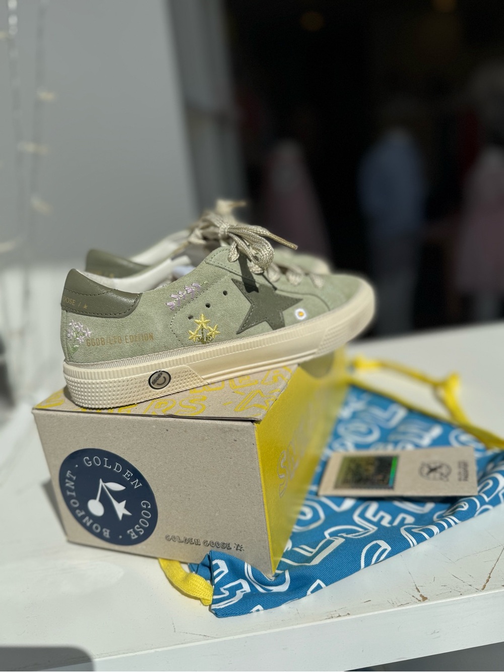 Bonpoint Golden Goose Kids Olive Suede Star Sneakers - Olive - Picture 6 of 6